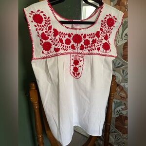 NWT Nativa Handmade Mexican Embroidered Tunic Size Medium
